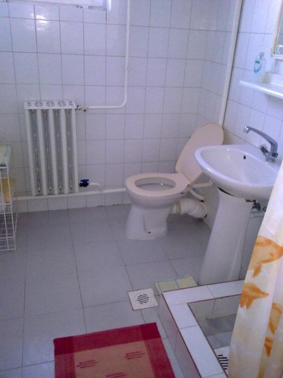 Alabastrom Panzio Es Etterem Bed and Breakfast Bogács Kamer foto