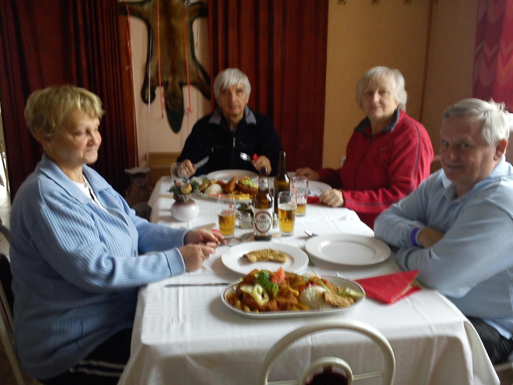 Alabastrom Panzio Es Etterem Bed and Breakfast Bogács Buitenkant foto