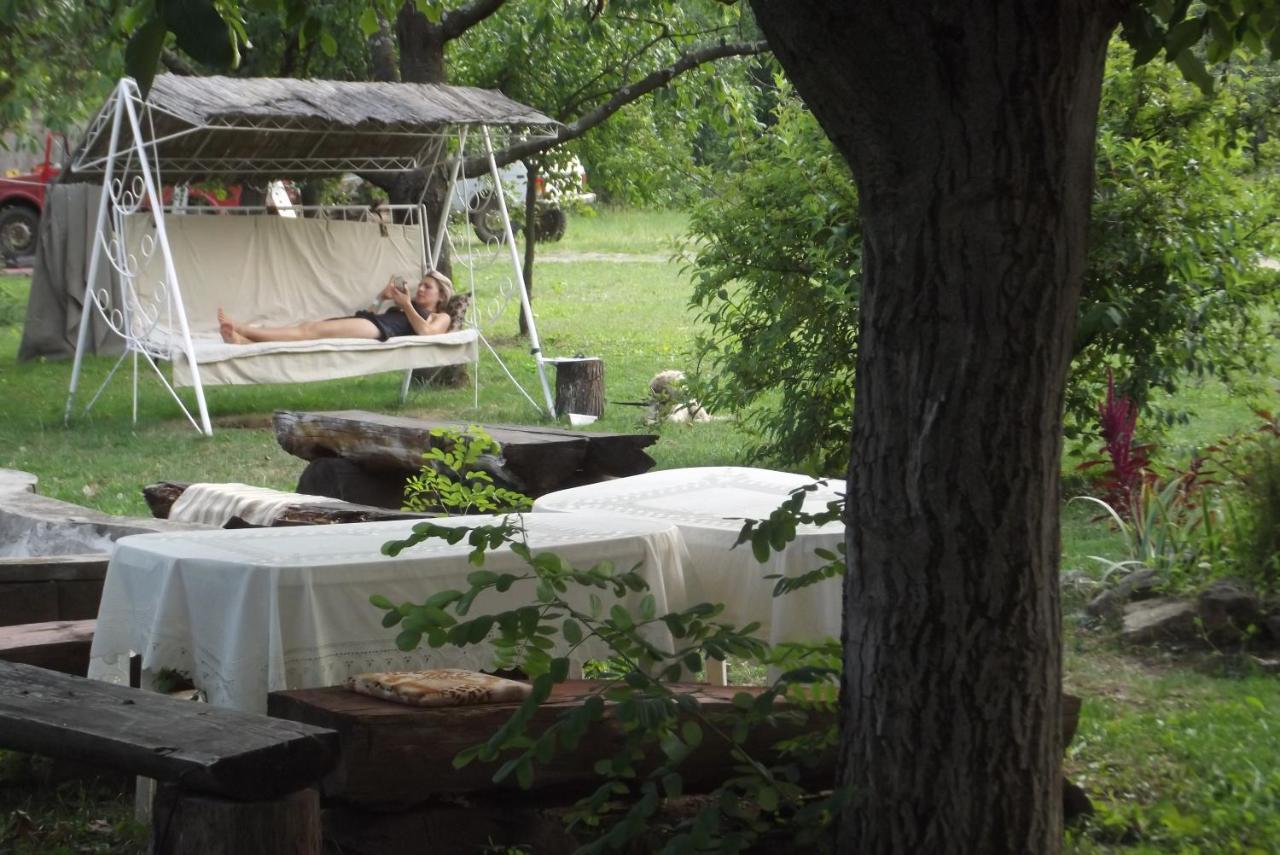 Alabastrom Panzio Es Etterem Bed and Breakfast Bogács Buitenkant foto